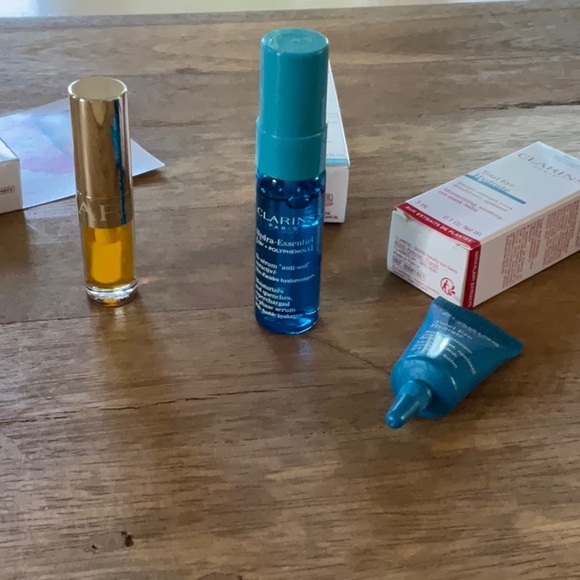 Brand New, Clarins - Picture 9 of 9